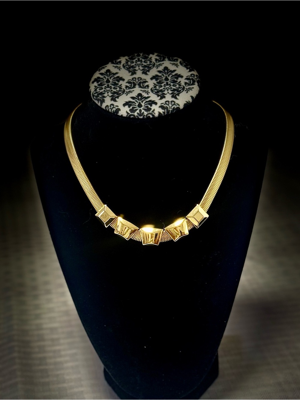Retro Liz Claiborne Thick Snake Chain With Textured Floating Accents - Picture 7 of 7
